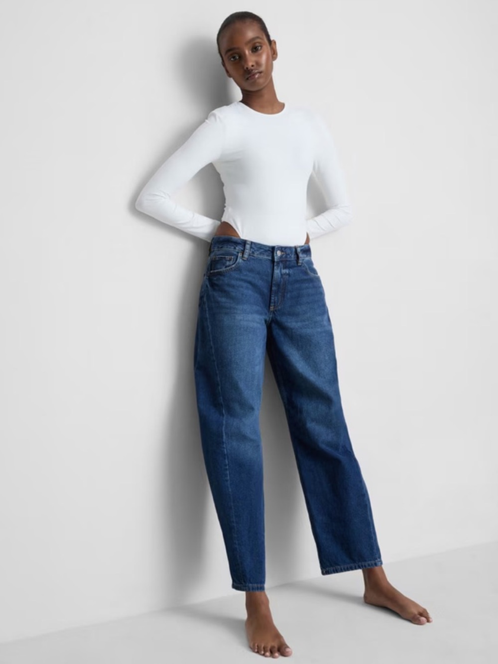Primark Mid-Rise Barrel Leg Jeans Size 6 - NWT